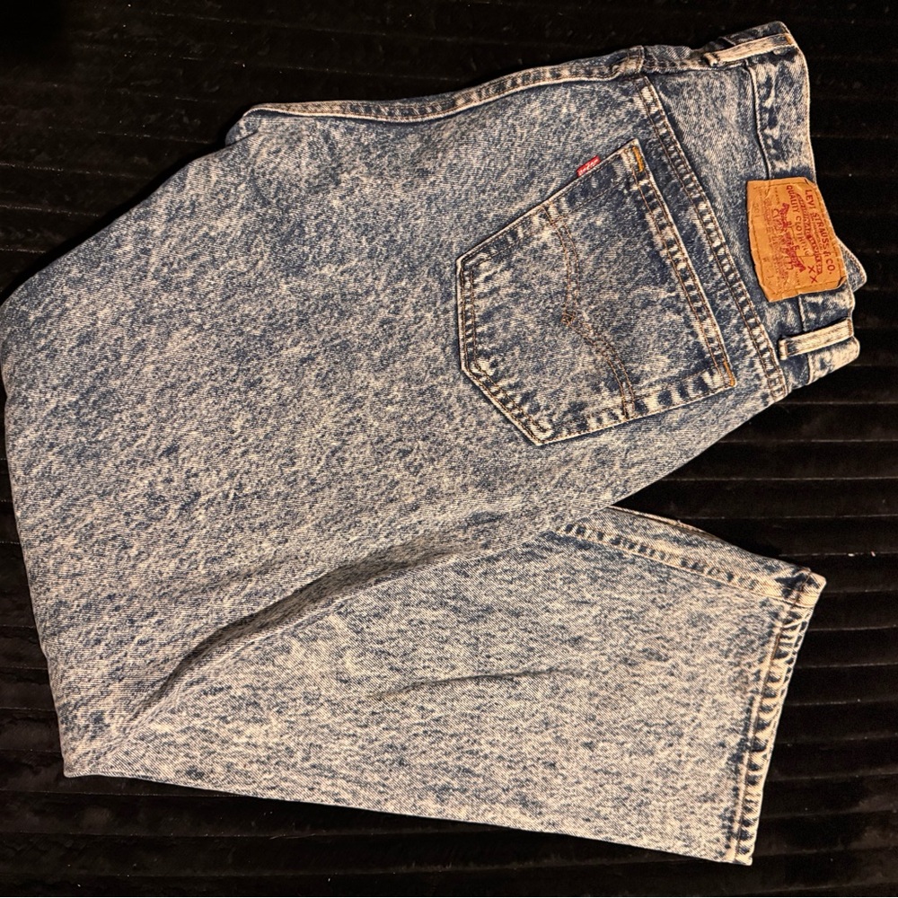 Levi's Light Blue Acid Wash Relaxed Women's Jeans